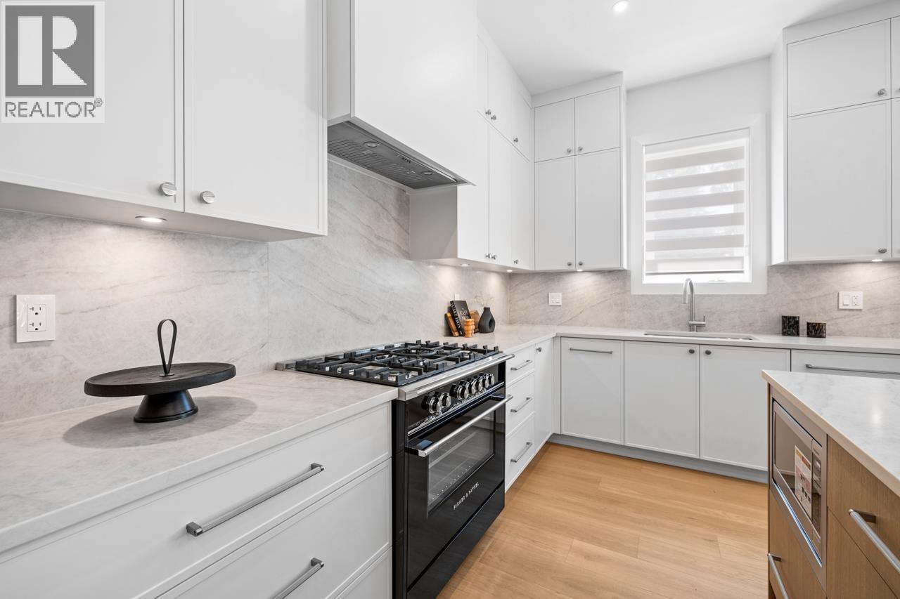 A 4258 Sophia Street, Vancouver, British Columbia  V5V 3V7 - Photo 16 - R3155489
