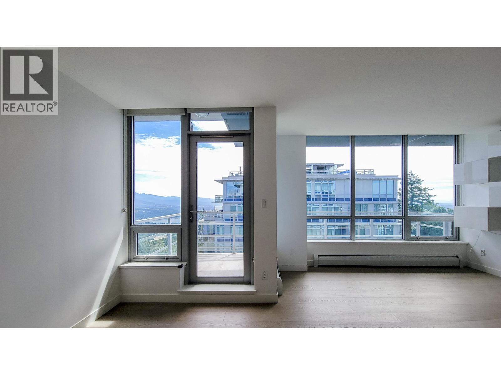 1507 9060 University Crescent, Burnaby, British Columbia  V5A 0E1 - Photo 10 - R3155495