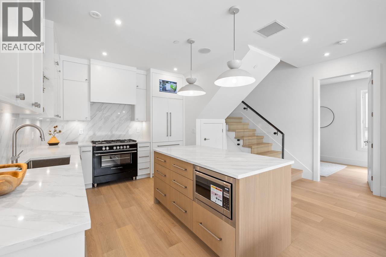 A 4260 Sophia Street, Vancouver, British Columbia  V5V 3V7 - Photo 12 - R3155496
