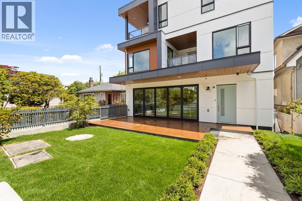 A 4260 Sophia Street, Vancouver, British Columbia  V5V 3V7 - Photo 2 - R3155496