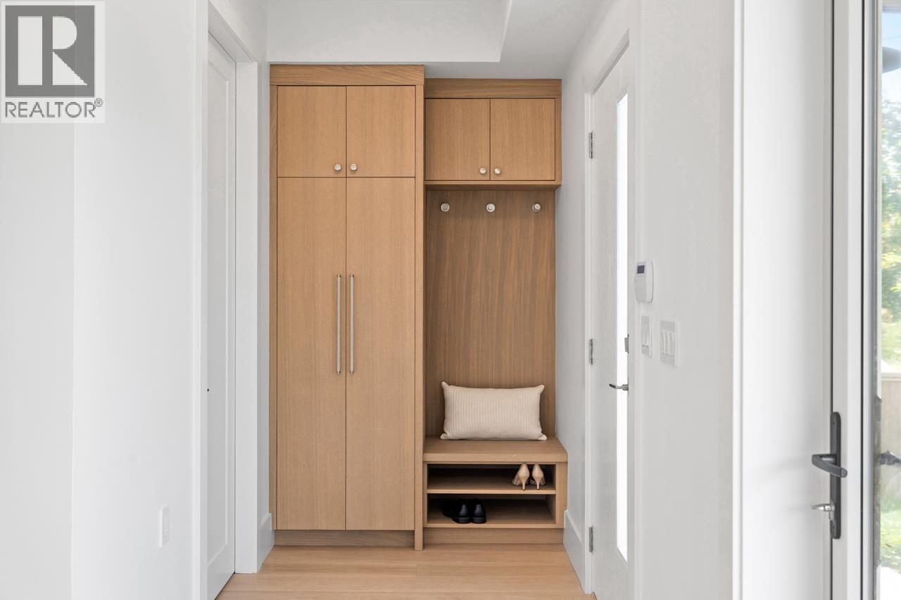 A 4260 Sophia Street, Vancouver, British Columbia  V5V 3V7 - Photo 9 - R3155496