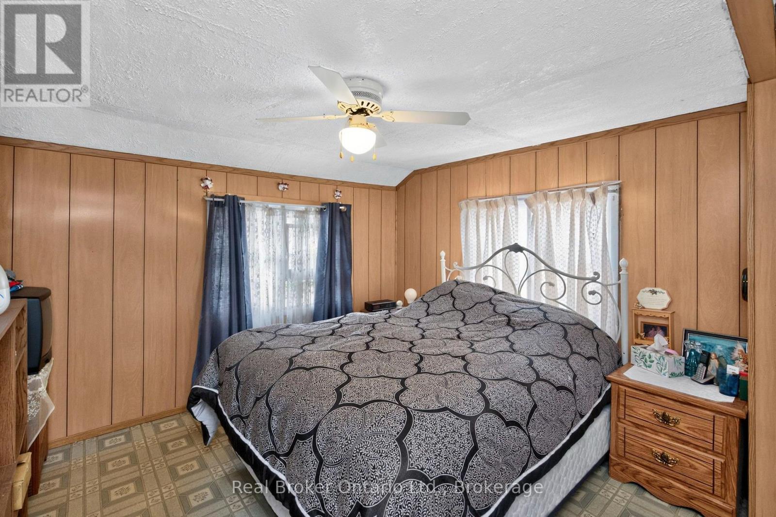 137 Fourth Street, Midland, Ontario L4R 3S9 - Photo 15 - S13672094