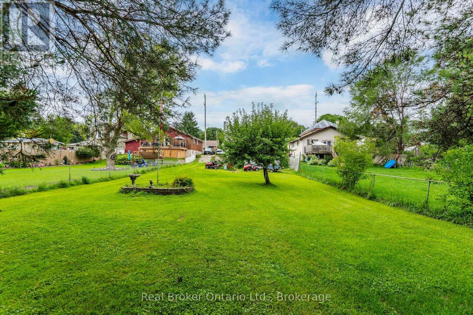 137 Fourth Street, Midland, Ontario L4R 3S9 - Photo 25 - S13672094