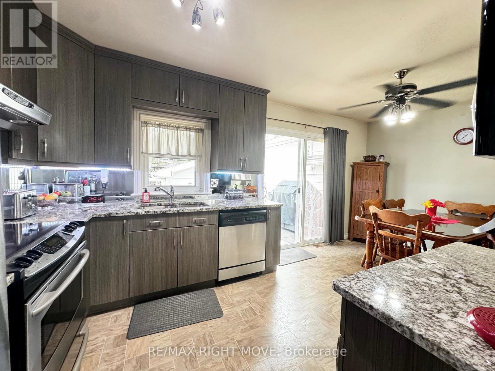 8 Gaudaur Court, Orillia, Ontario  L3V 7B4 - Photo 8 - S13670304