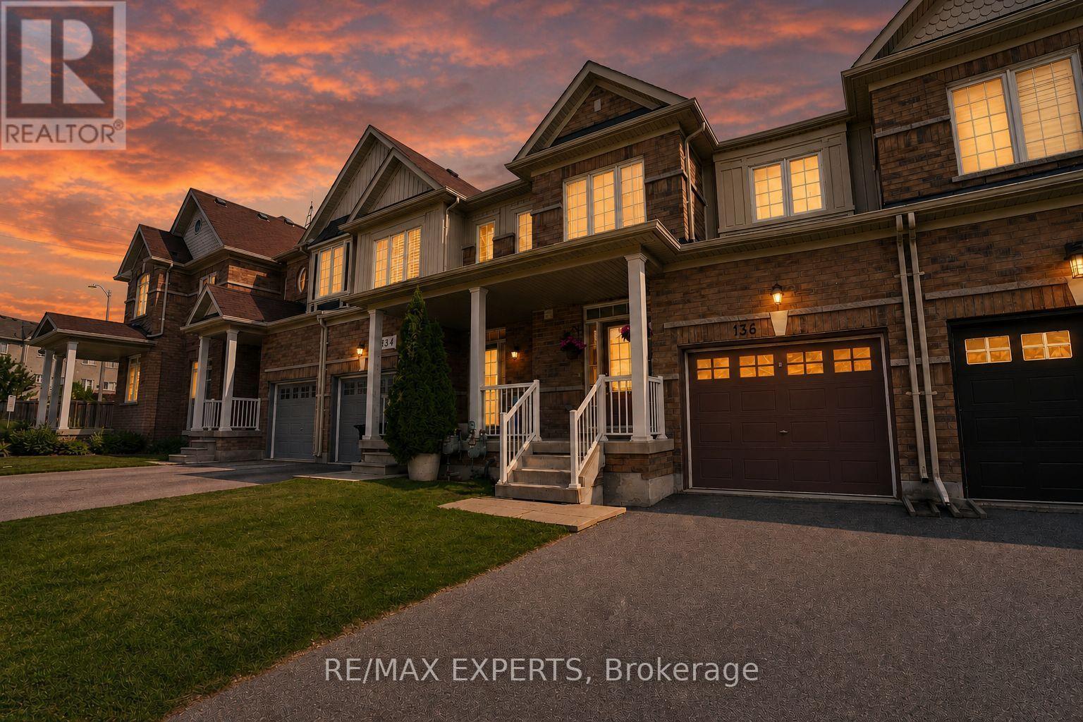 136 MATTHEWSON AVENUE, Bradford West Gwillimbury, Ontario
