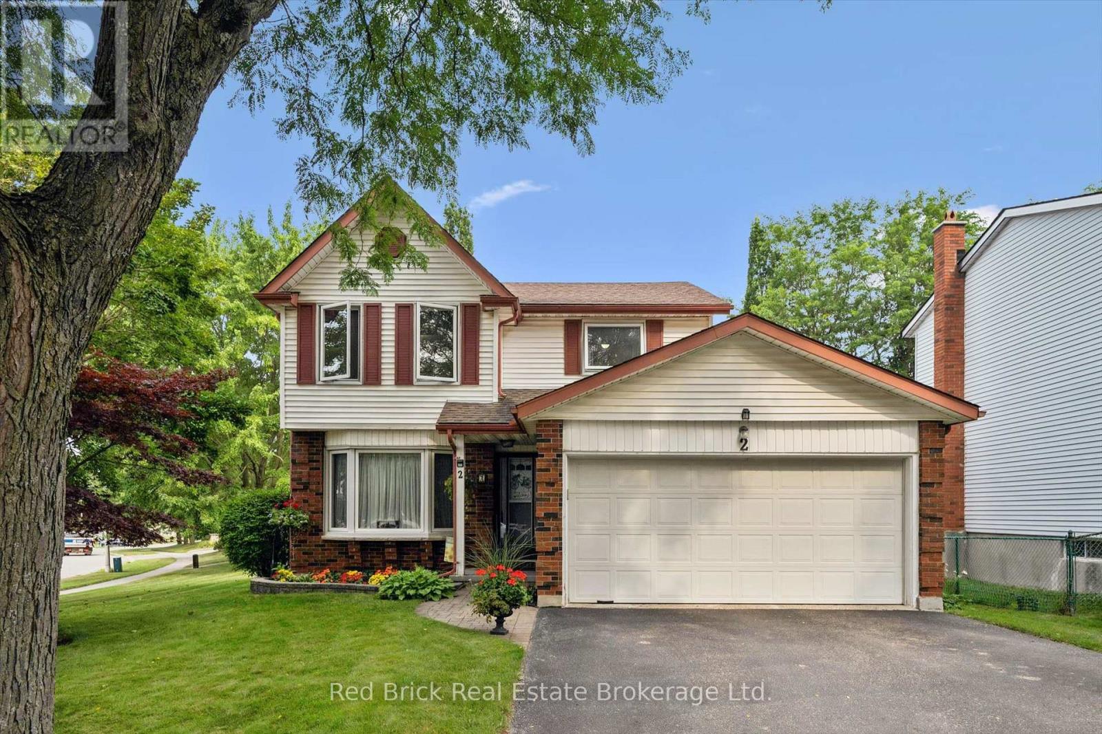 2 WOODBOROUGH ROAD, Guelph, Ontario