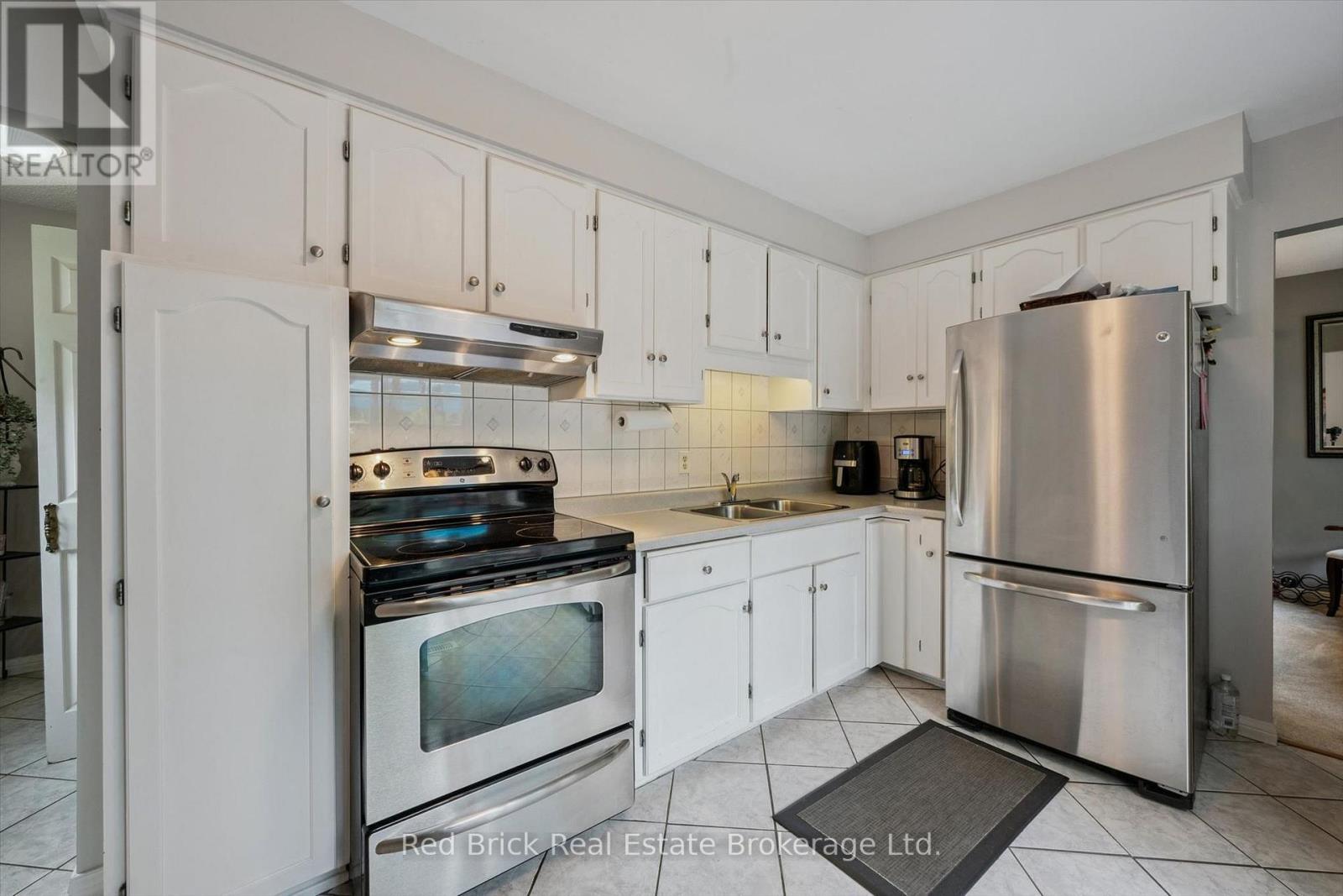 2 Woodborough Road, Guelph, Ontario  N1G 3K5 - Photo 13 - X13672150