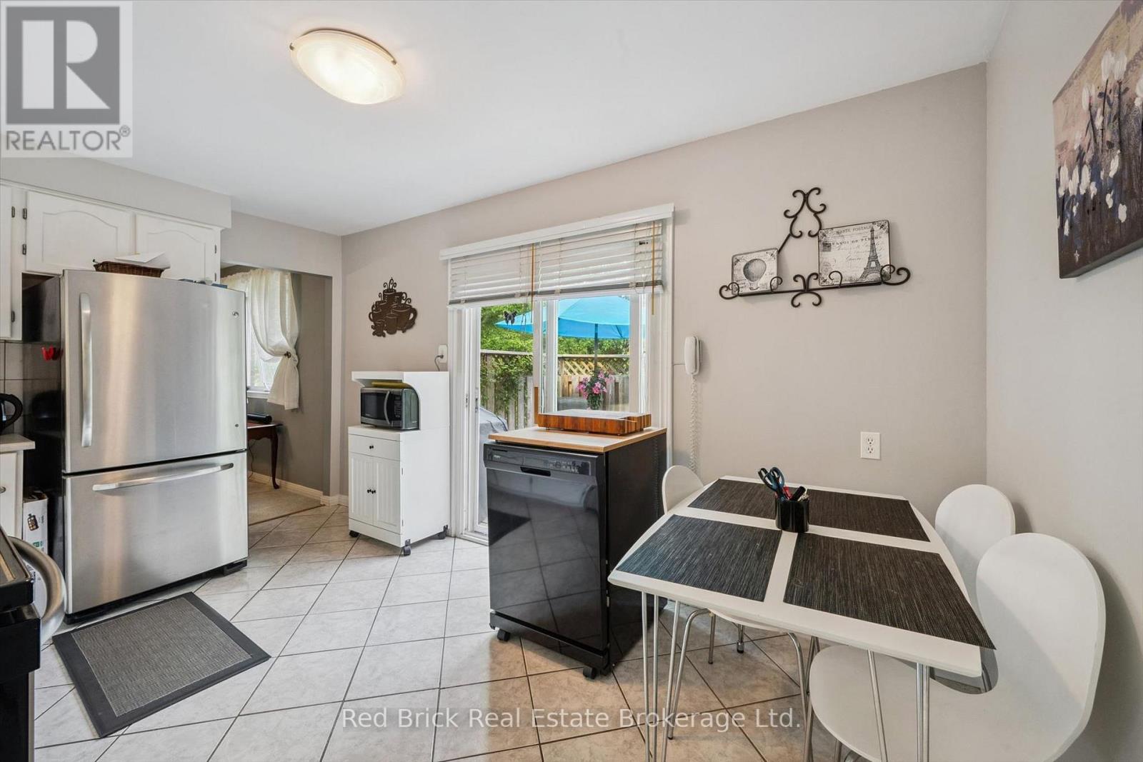 2 Woodborough Road, Guelph, Ontario  N1G 3K5 - Photo 17 - X13672150