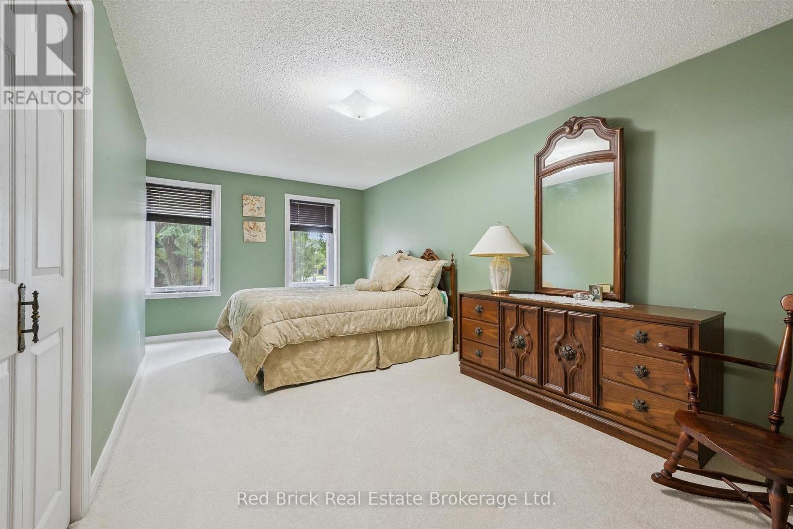 2 Woodborough Road, Guelph, Ontario  N1G 3K5 - Photo 23 - X13672150