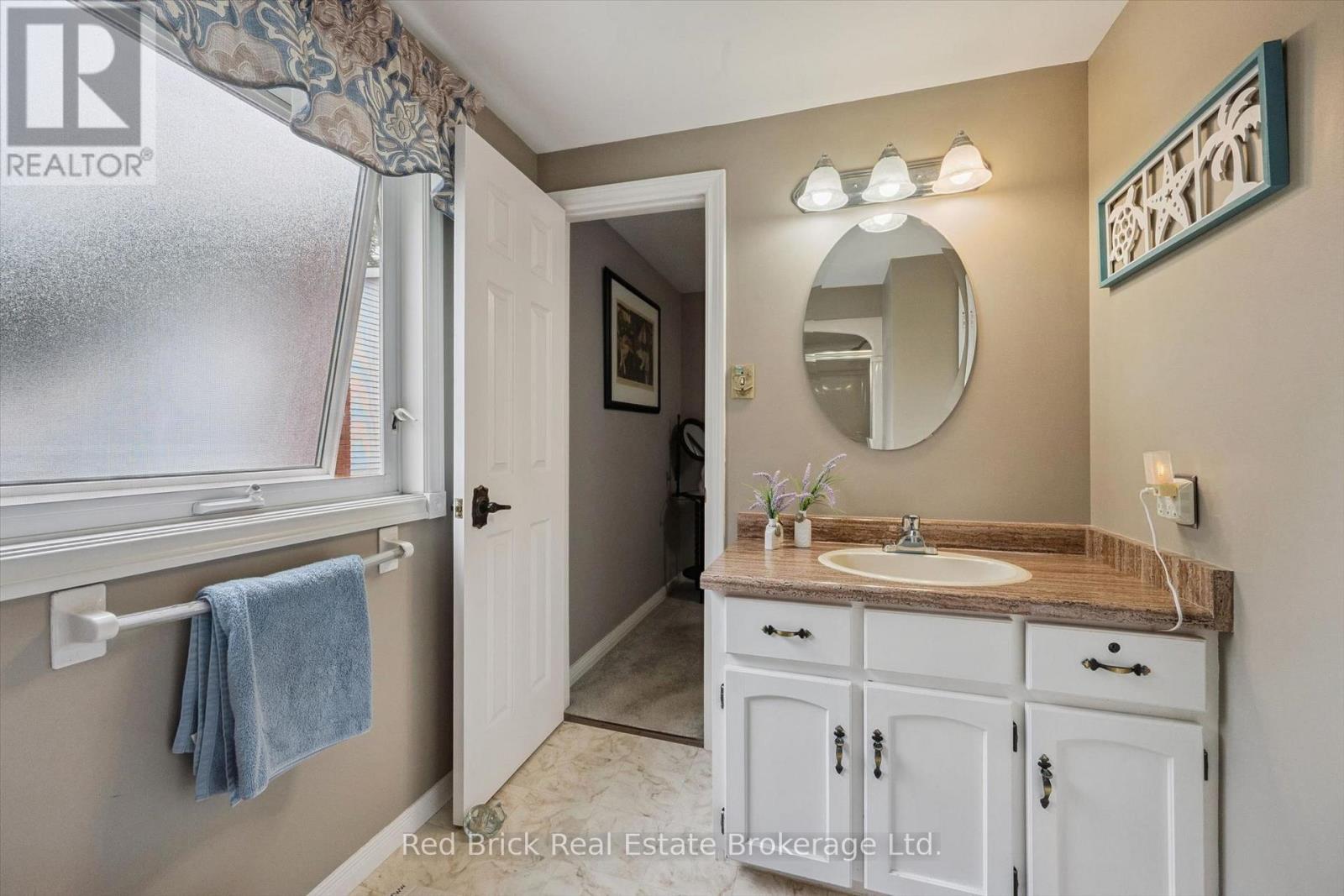 2 Woodborough Road, Guelph, Ontario  N1G 3K5 - Photo 25 - X13672150