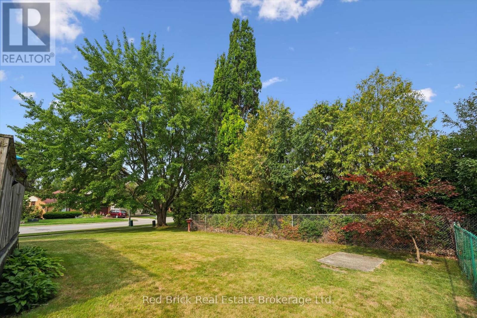 2 Woodborough Road, Guelph, Ontario  N1G 3K5 - Photo 39 - X13672150