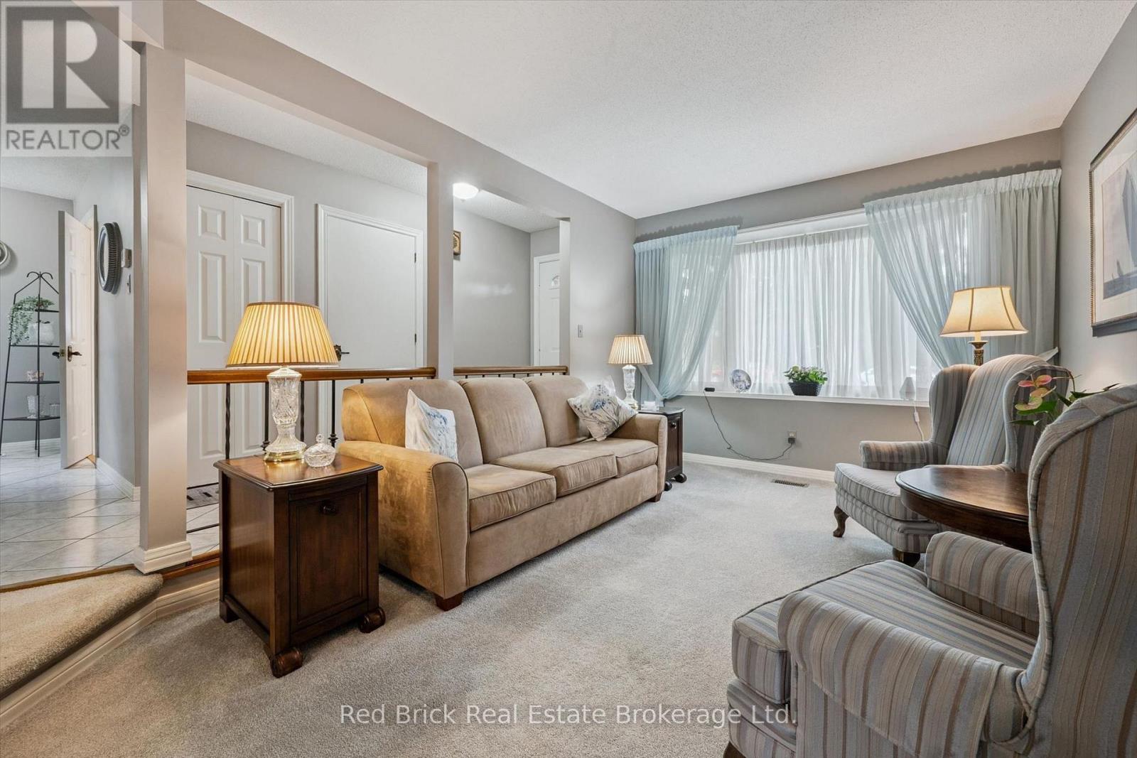 2 Woodborough Road, Guelph, Ontario  N1G 3K5 - Photo 8 - X13672150