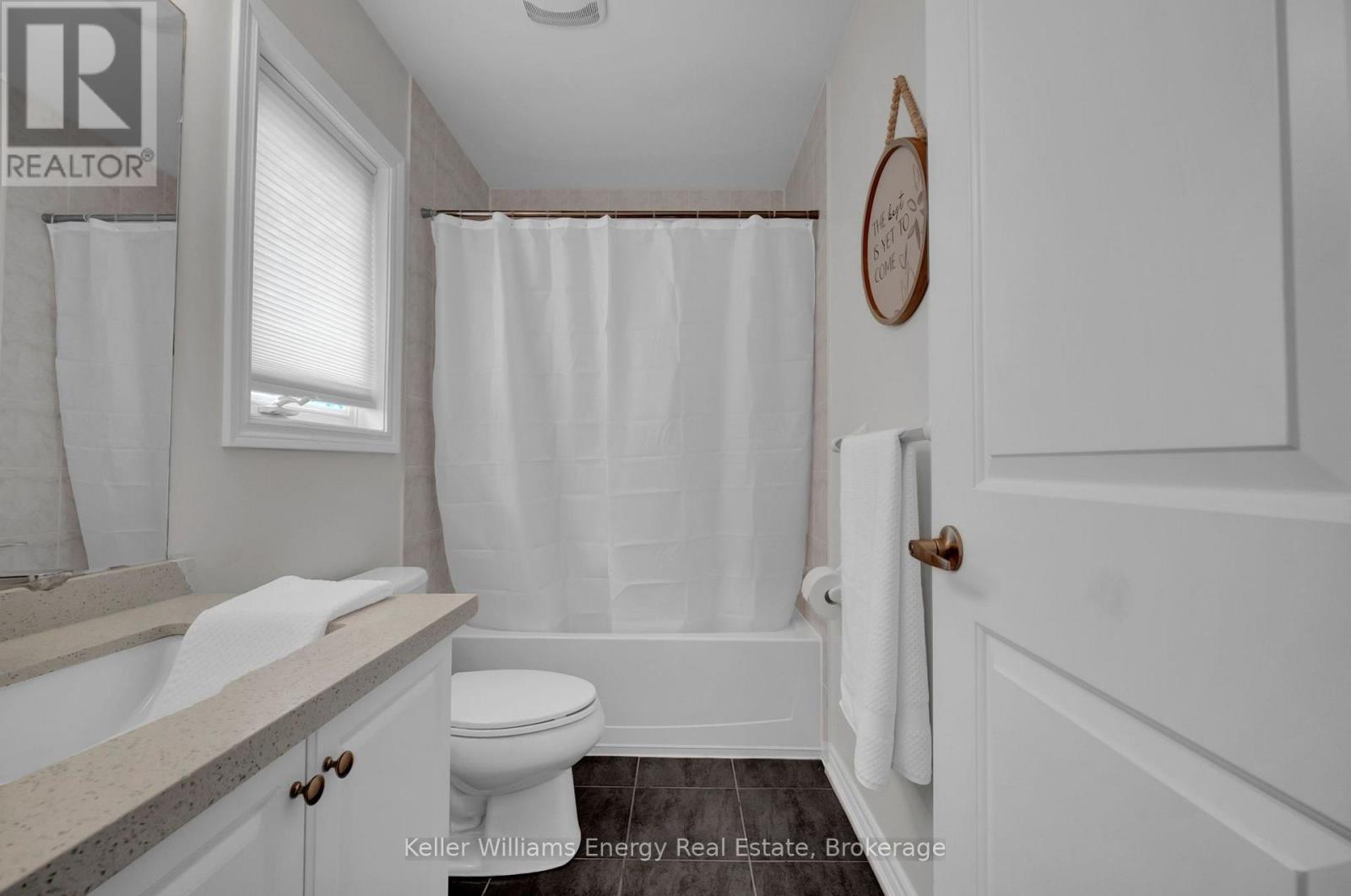 7 Jarrow Crescent, Whitby, Ontario  L1M 0G9 - Photo 34 - E13672086