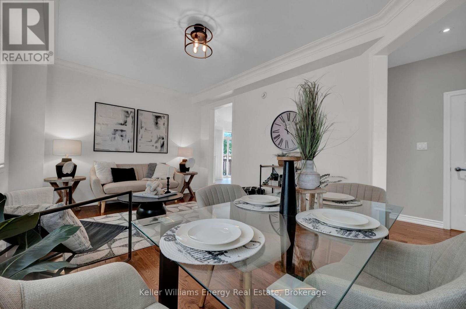 7 Jarrow Crescent, Whitby, Ontario  L1M 0G9 - Photo 6 - E13672086