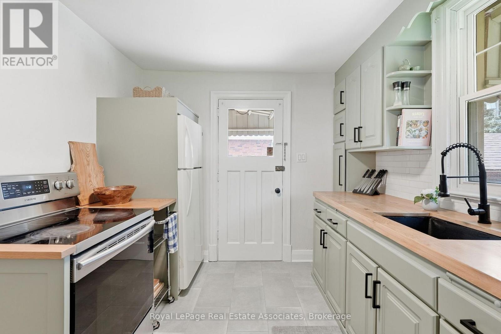 96 Huxley Avenue S, Hamilton, Ontario  L8K 2P8 - Photo 21 - X13670318