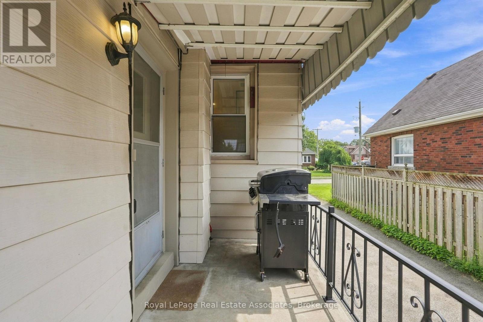 96 Huxley Avenue S, Hamilton, Ontario  L8K 2P8 - Photo 42 - X13670318