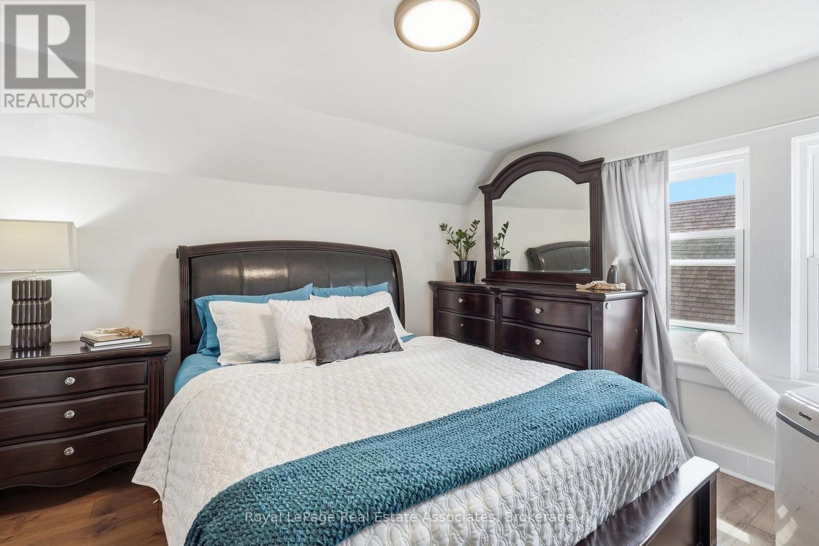 96 Huxley Avenue S, Hamilton, Ontario  L8K 2P8 - Photo 35 - X13670318