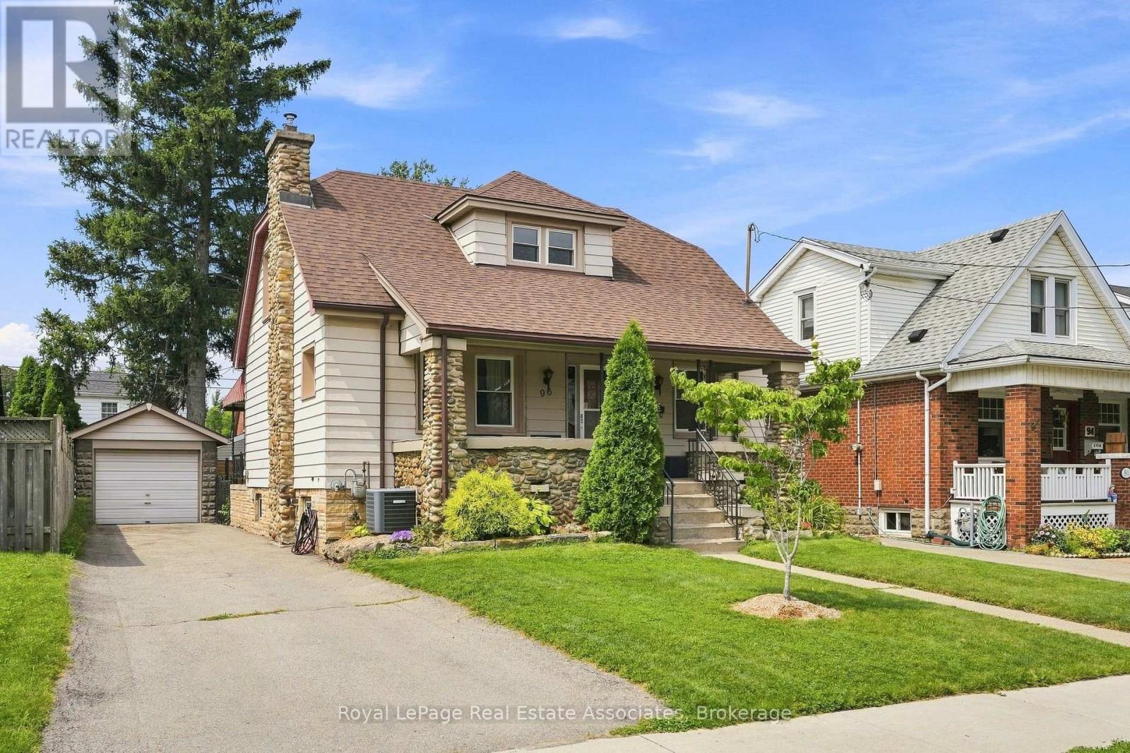 96 Huxley Avenue S, Hamilton, Ontario  L8K 2P8 - Photo 2 - X13670318