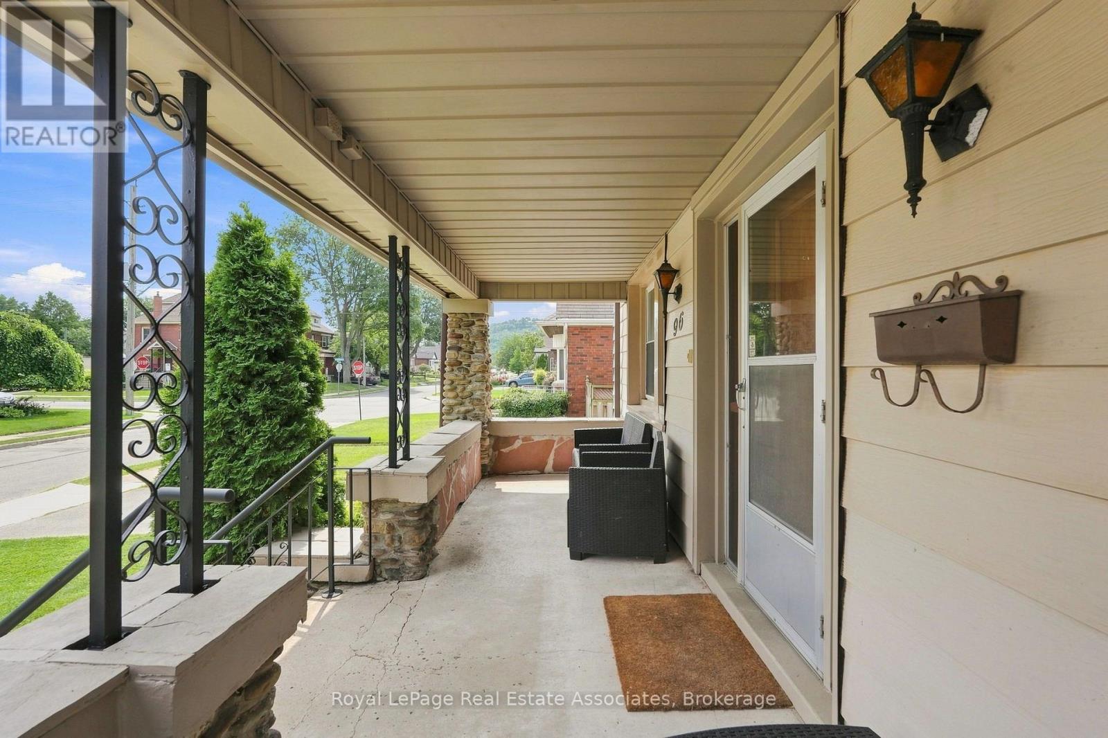 96 Huxley Avenue S, Hamilton, Ontario  L8K 2P8 - Photo 6 - X13670318