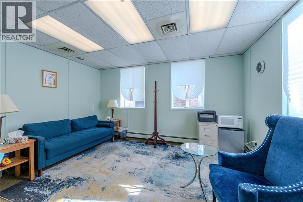 172 Dalhousie Street Unit# Upper Unit #1, Brantford, Ontario  N3T 2J7 - Photo 6 - 40853423