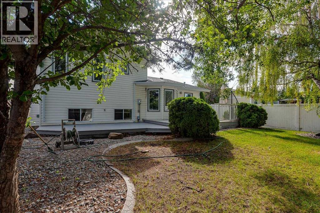134 Douglas Avenue, Red Deer, Alberta  T4R 2G6 - Photo 41 - A2335920