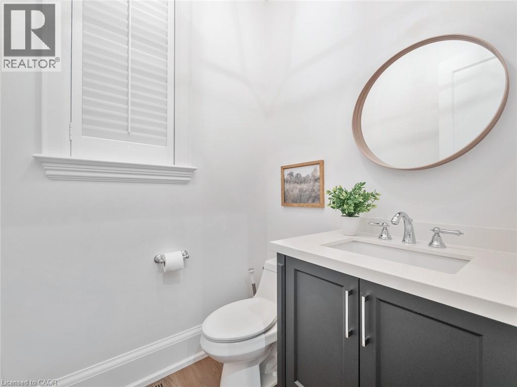 1077 Bridge Road, Oakville, Ontario  L6L 2B6 - Photo 23 - 40850482