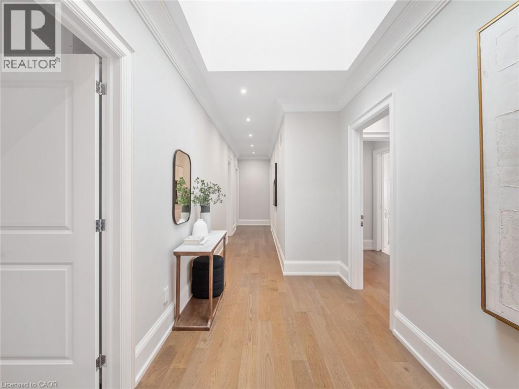 1077 Bridge Road, Oakville, Ontario  L6L 2B6 - Photo 25 - 40850482