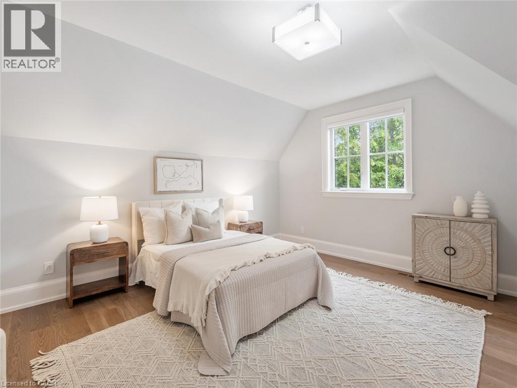 1077 Bridge Road, Oakville, Ontario  L6L 2B6 - Photo 26 - 40850482