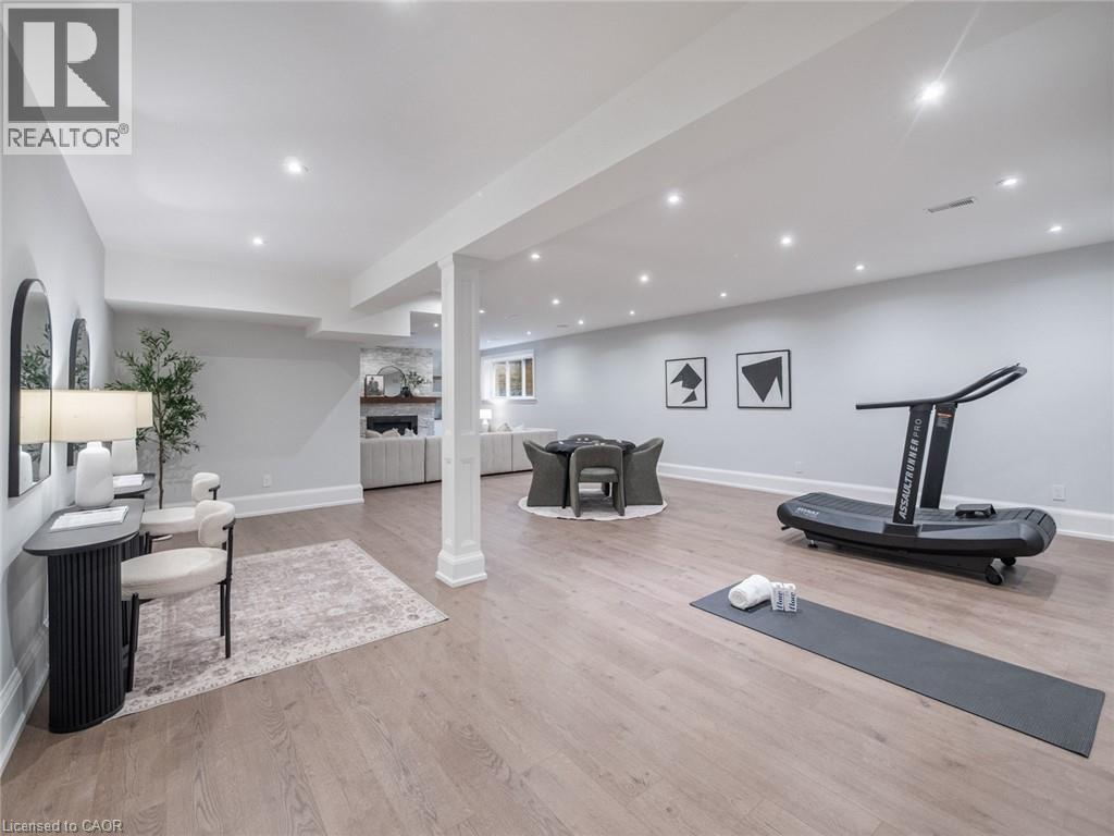 1077 Bridge Road, Oakville, Ontario  L6L 2B6 - Photo 39 - 40850482