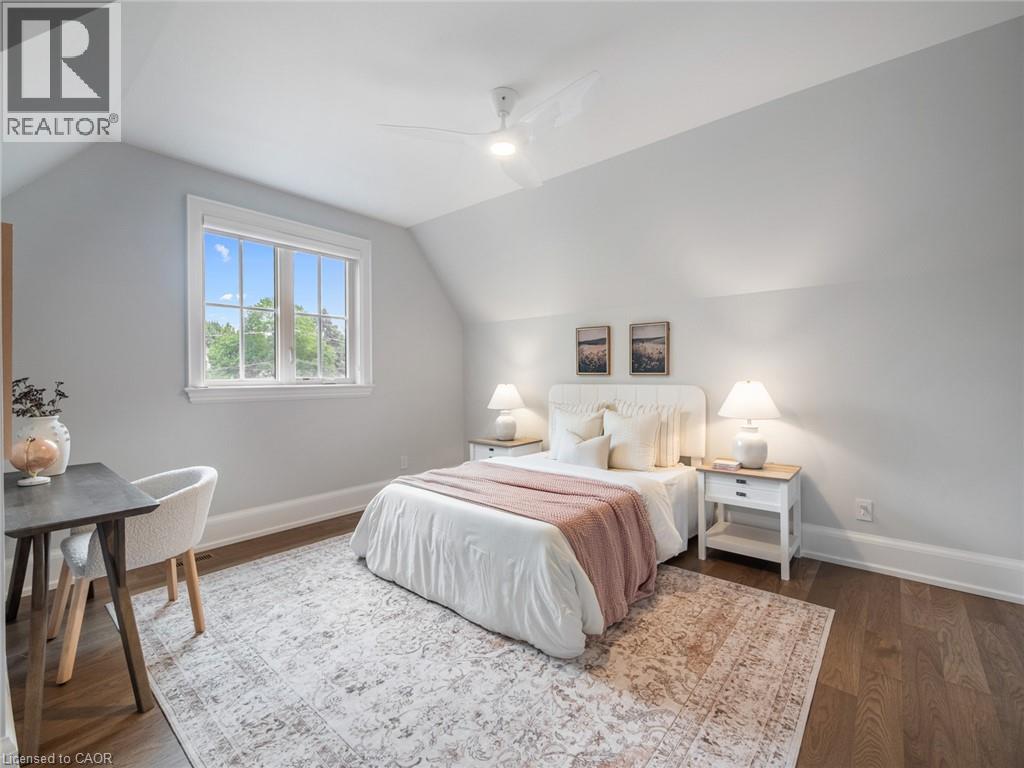 1077 Bridge Road, Oakville, Ontario  L6L 2B6 - Photo 29 - 40850482