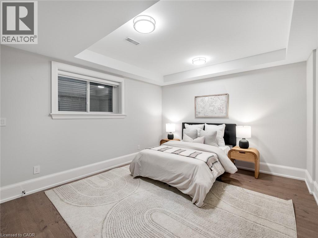 1077 Bridge Road, Oakville, Ontario  L6L 2B6 - Photo 44 - 40850482