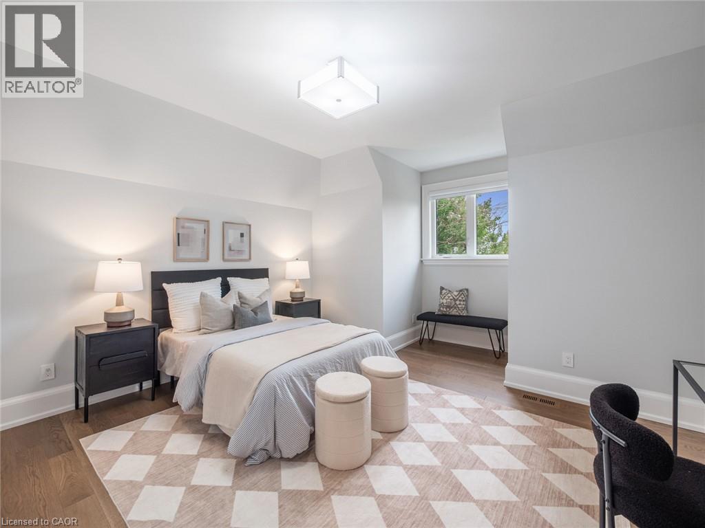 1077 Bridge Road, Oakville, Ontario  L6L 2B6 - Photo 31 - 40850482