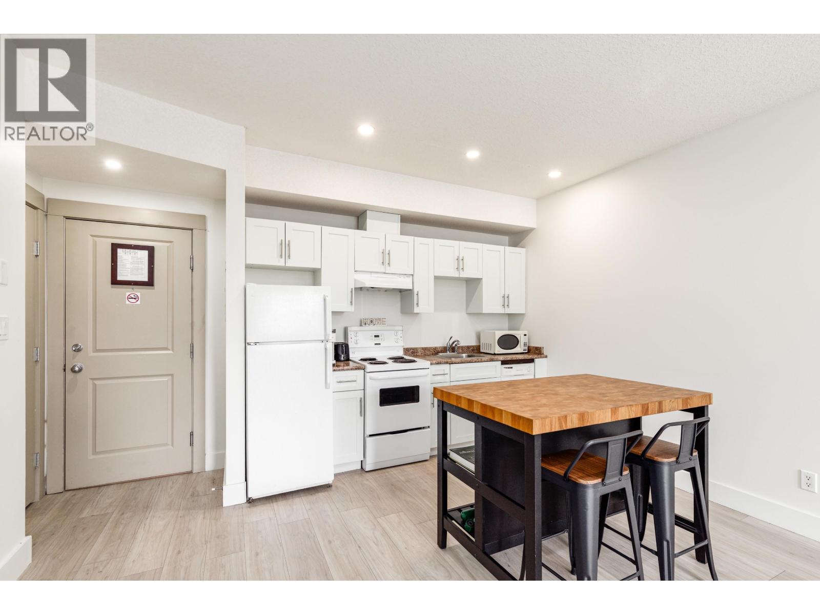 309 7330 Arbutus Street, Pemberton, British Columbia  V0N 2L1 - Photo 5 - R3155213