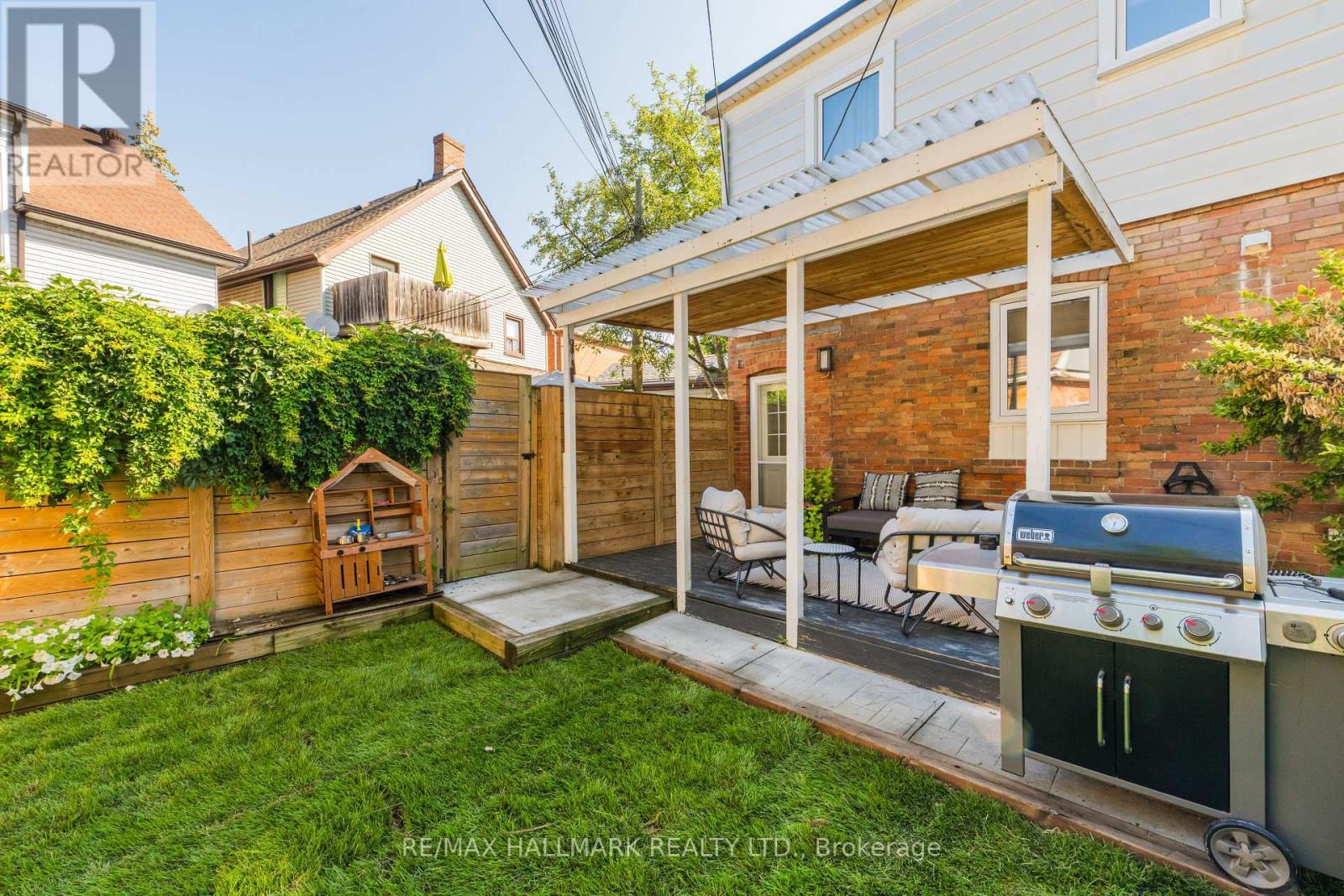 338 Kenilworth Avenue, Toronto, Ontario  M4L 3S8 - Photo 19 - E13672102