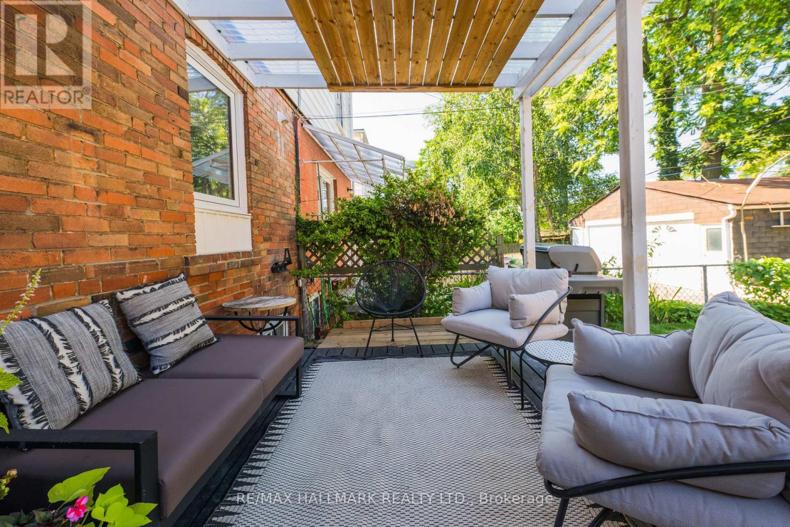 338 Kenilworth Avenue, Toronto, Ontario  M4L 3S8 - Photo 21 - E13672102