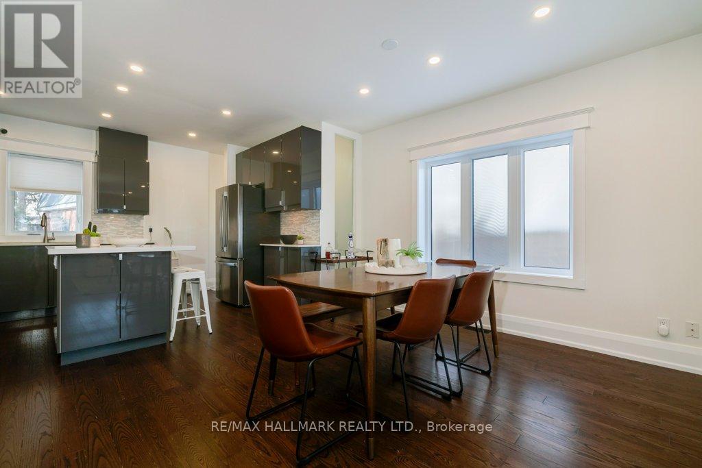 338 Kenilworth Avenue, Toronto, Ontario  M4L 3S8 - Photo 5 - E13672102