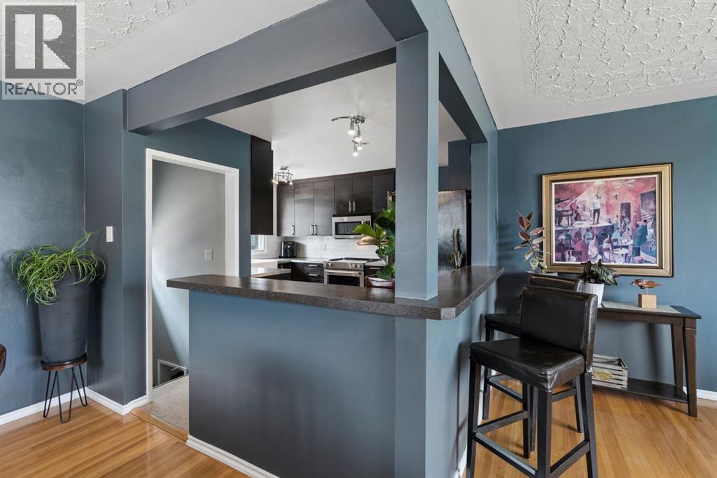 91 Winslow Crescent Sw, Calgary, Alberta  T3C 2R3 - Photo 11 - A2335887