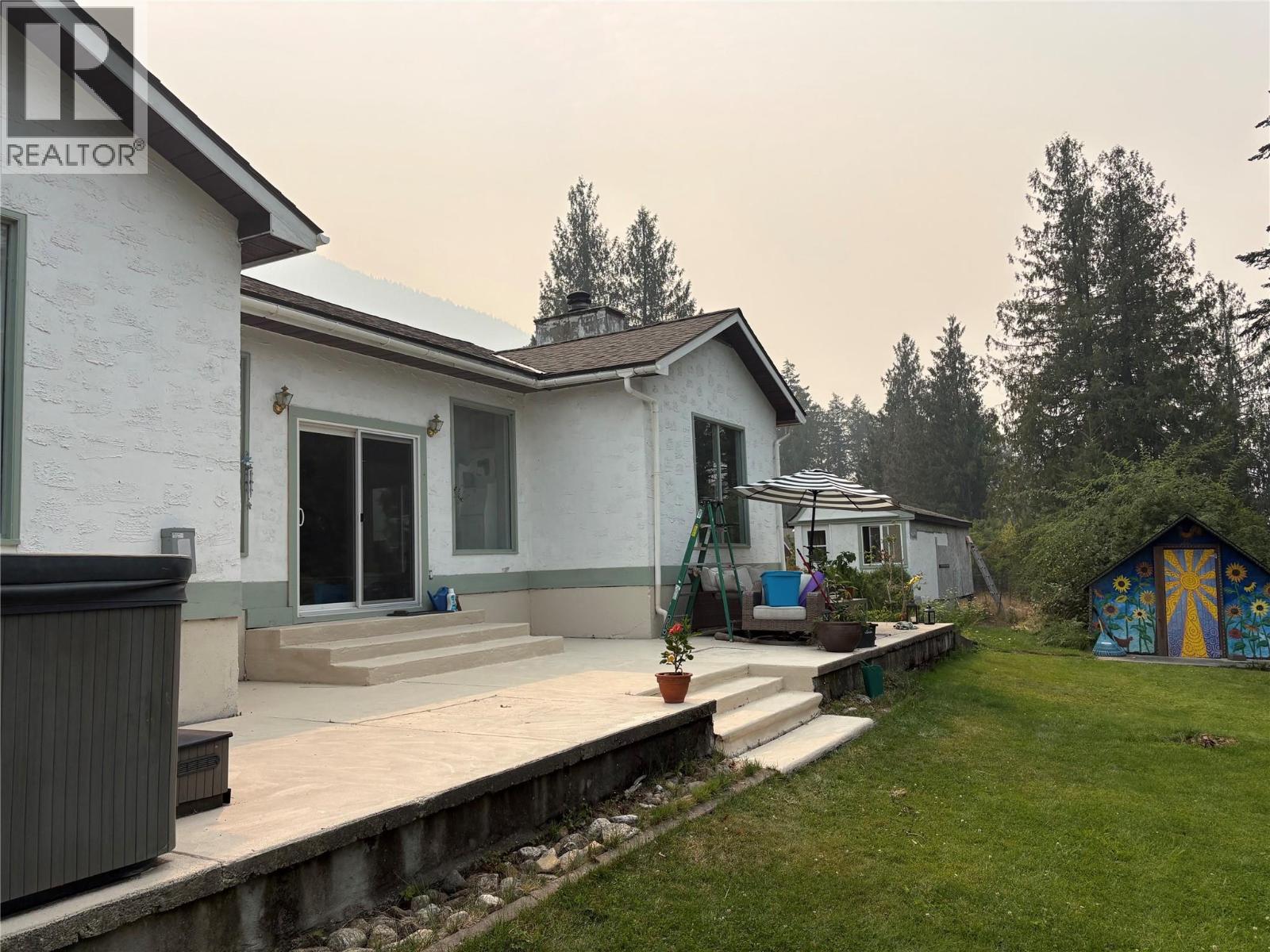 765 Lewis Road, Harrop, British Columbia V1L 6P7 - Photo 59 - 10387622