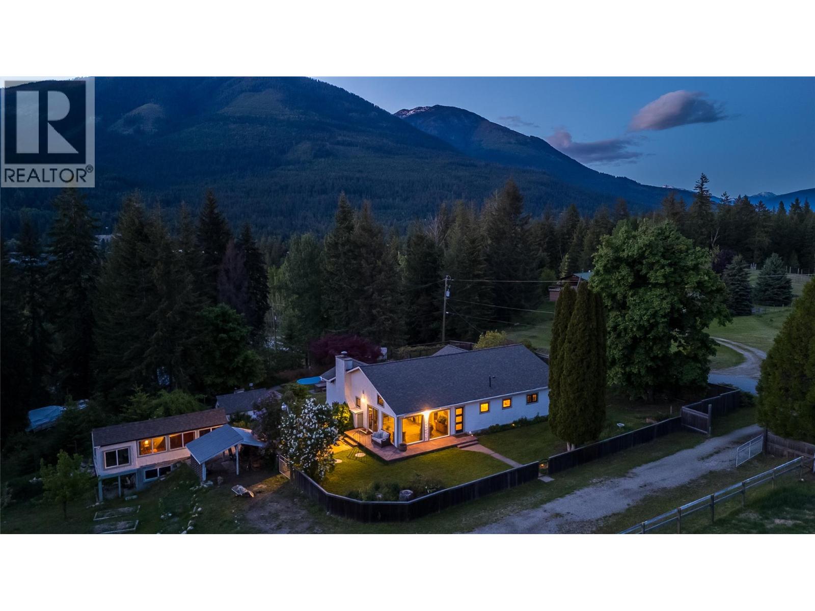 765 Lewis Road, Harrop, British Columbia V1L 6P7 - Photo 51 - 10387622