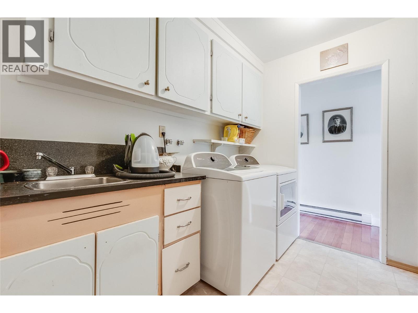 765 Lewis Road, Harrop, British Columbia V1L 6P7 - Photo 34 - 10387622