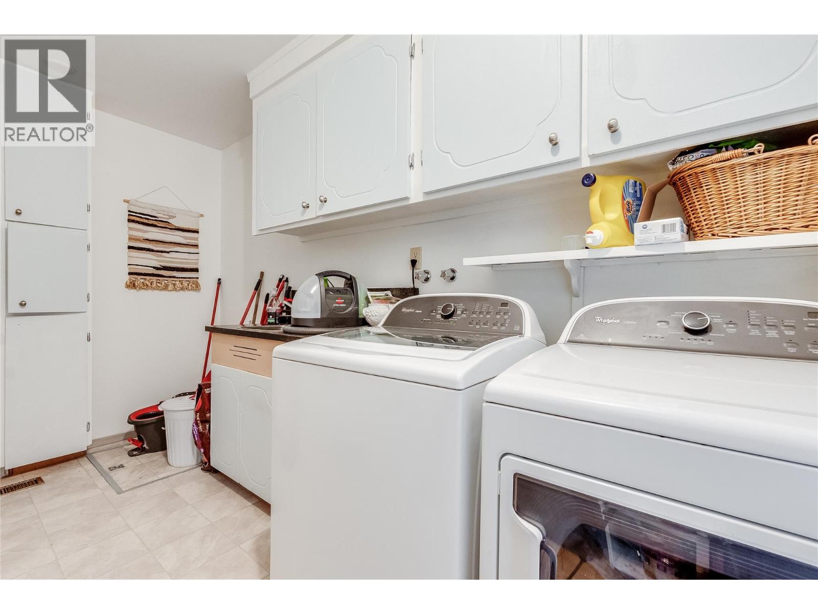 765 Lewis Road, Harrop, British Columbia V1L 6P7 - Photo 33 - 10387622