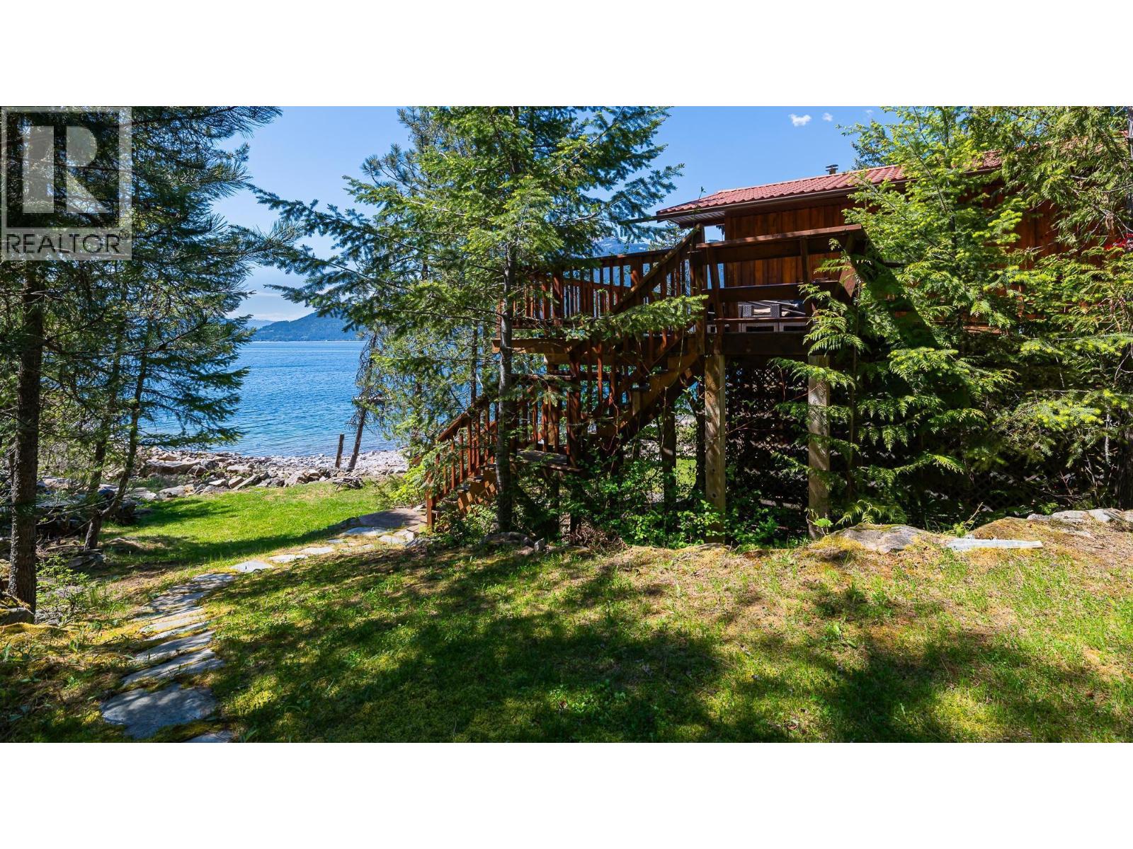 17246 Pilot Bay Road, Crawford Bay, British Columbia V0B 1X0 - Photo 20 - 10397522