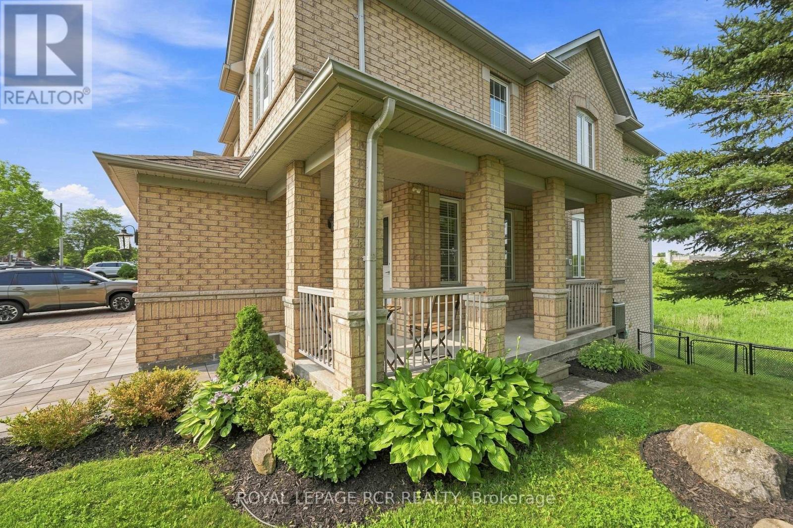 70 Millcliff Circle, Aurora, Ontario  L4G 7N9 - Photo 29 - N13672098