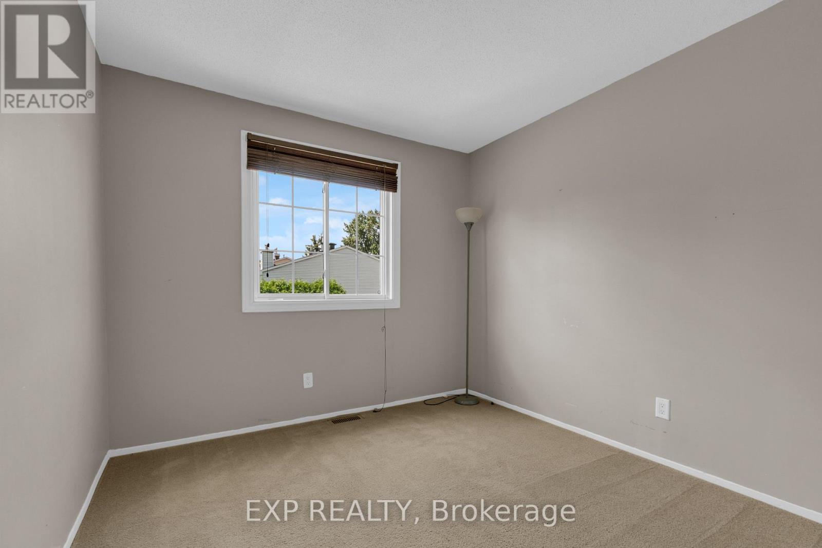 7 Sundback Lane, Ottawa, Ontario  K2L 2W9 - Photo 14 - X13672068