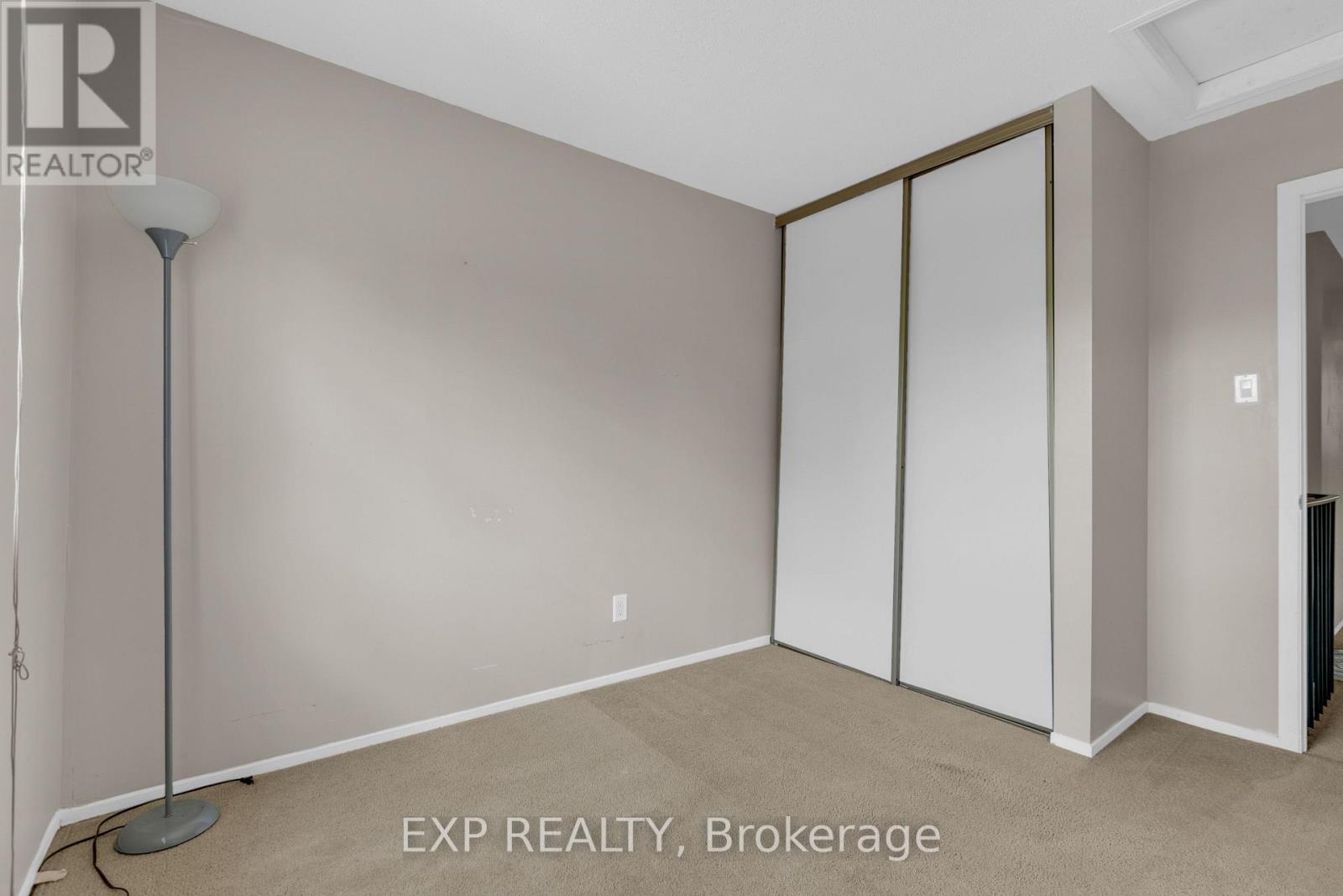 7 Sundback Lane, Ottawa, Ontario  K2L 2W9 - Photo 15 - X13672068