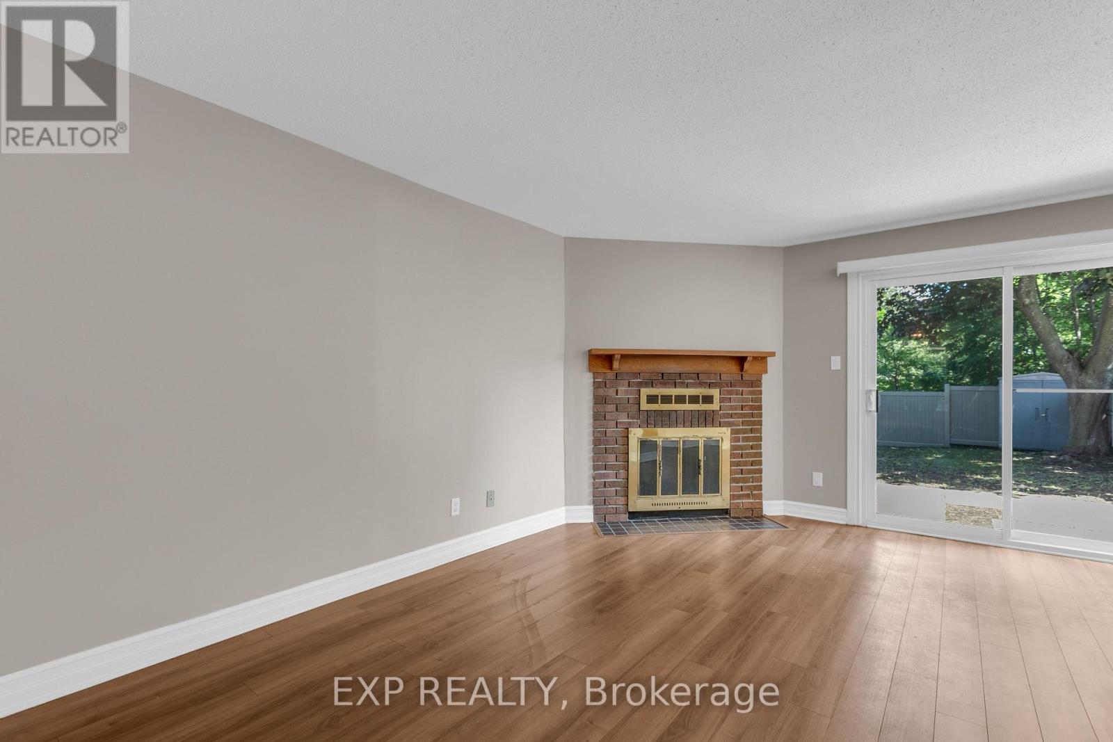 7 Sundback Lane, Ottawa, Ontario  K2L 2W9 - Photo 7 - X13672068
