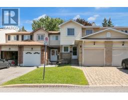 7 SUNDBACK LANE, Ottawa, Ontario