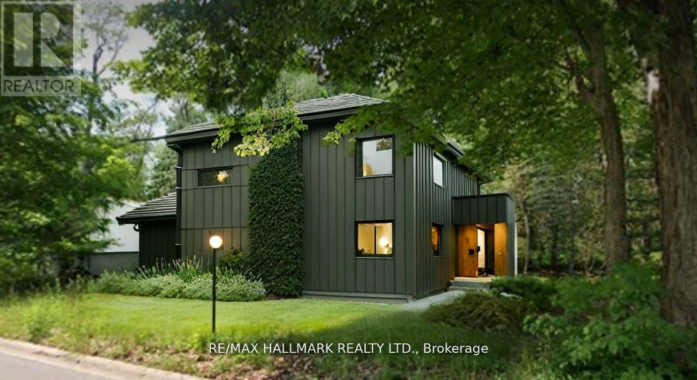 26 Lakeshore Road W, Oro-Medonte, Ontario  L0L 2E0 - Photo 2 - S13672062