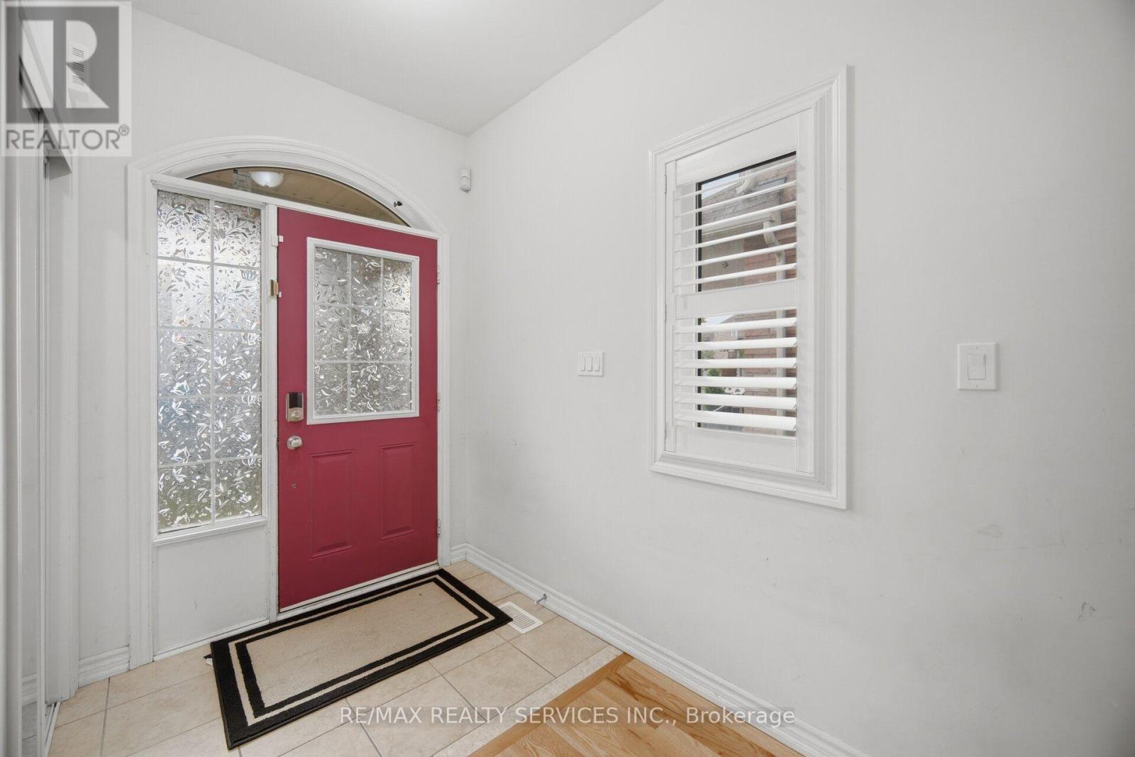 25 Yately Street, Brampton, Ontario  L7A 4R9 - Photo 7 - W13672074