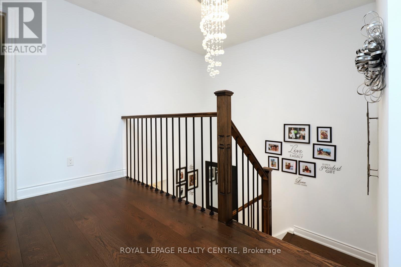 598 Pilcom Court, Mississauga, Ontario  L5B 4A3 - Photo 17 - W13670378
